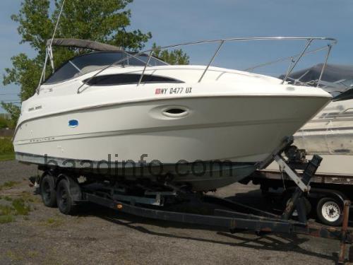 Bayliner 2655 Ciera Sunbridge tekniske specifikationer 